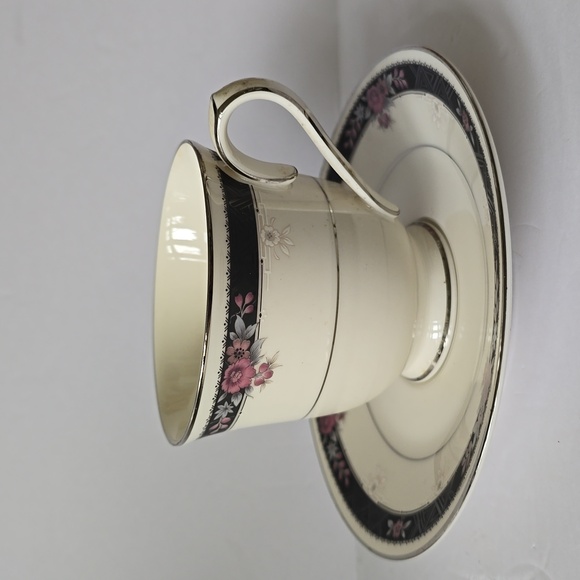 Noritake Etienne Ivory China Footed Coffee Mug Tea Cup And Saucer 7260 Japan - Picture 13 of 16